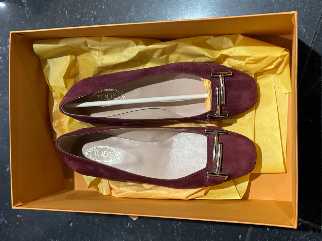 👠 Ballerines Tod’s en cuir bordeaux – élégance intemporelle ✨ – photo 3